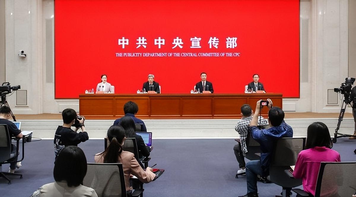 新聞小學生摘抄，培養(yǎng)摘抄習慣，提升語文素養(yǎng)，小學生摘抄習慣培養(yǎng)，提升語文素養(yǎng)的重要途徑